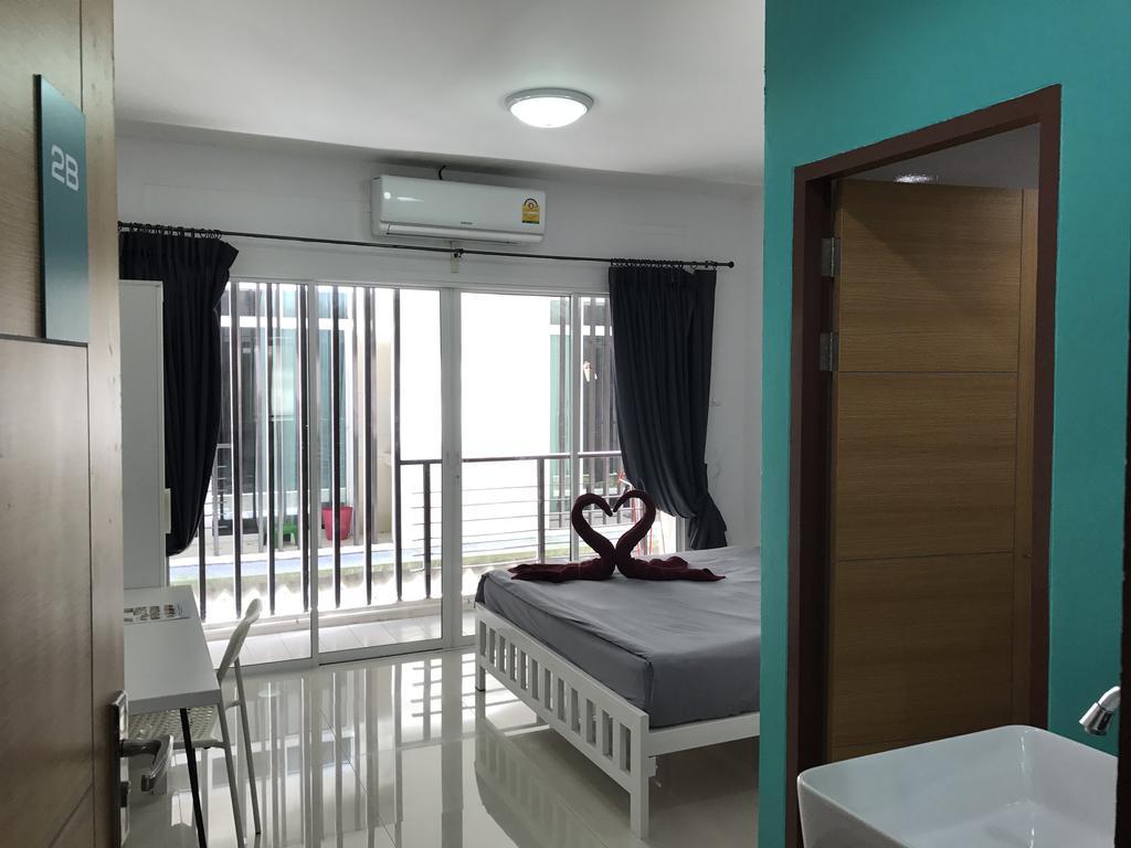 Bedbox Guesthouse And Hostel Patong Exterior foto