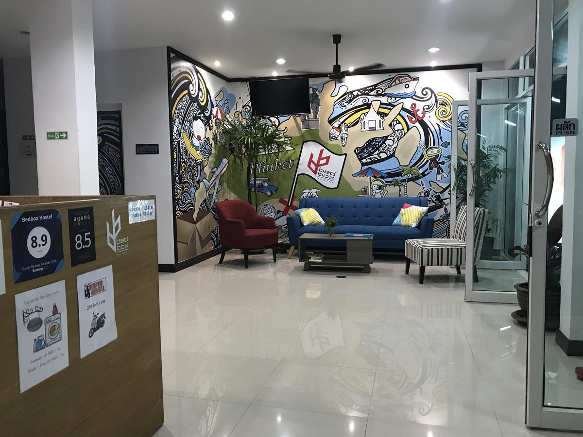 Bedbox Guesthouse And Hostel Patong Exterior foto